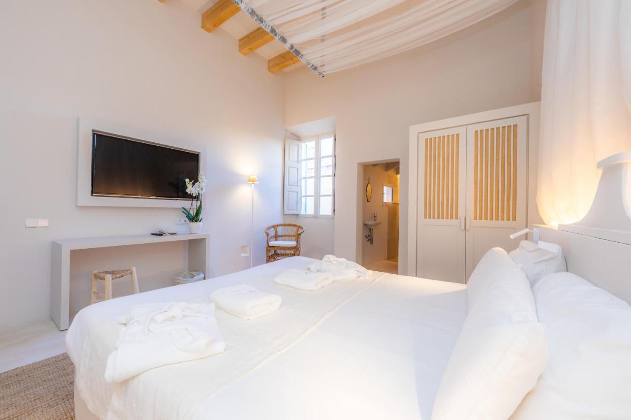 Double Room,957451396:JPEG
