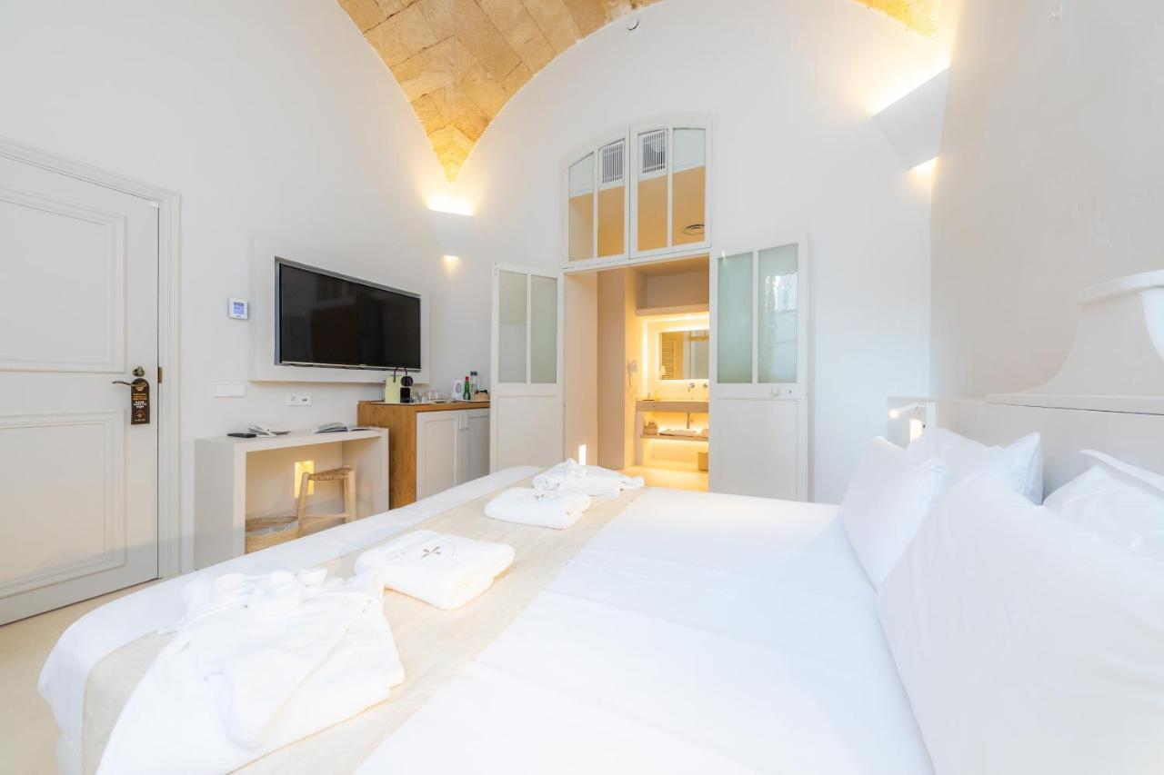 Double Room,1015383658:JPEG